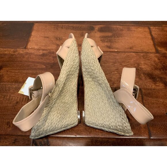 Diane Von Furstenberg Nude Patent Leather Espadrille Wedge Heels, Size 9 (US) - Picture 7 of 9